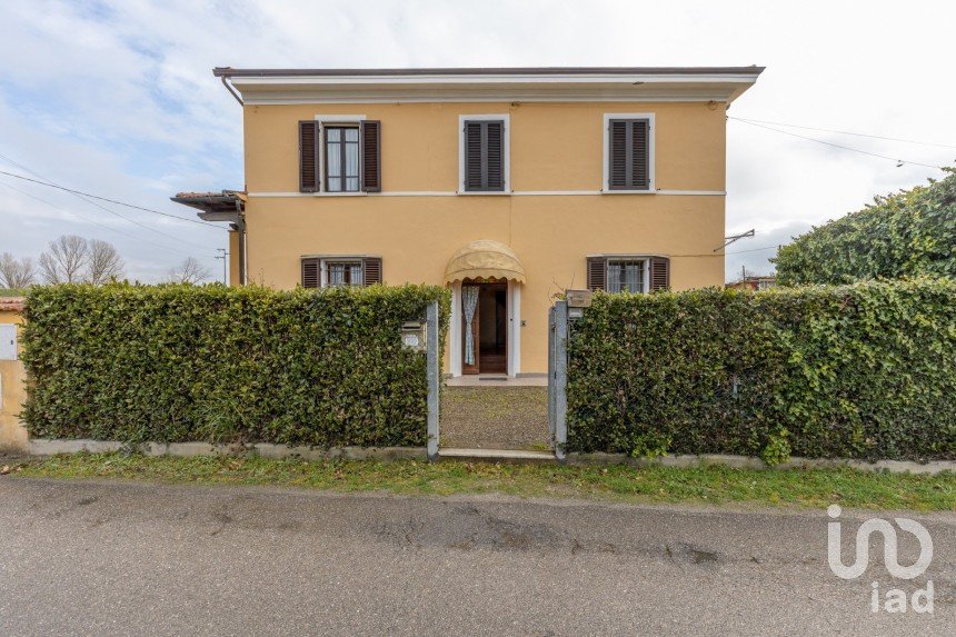 Casa indipendente / Villa 6 locali di 120 m² in Pontedera (56025)
