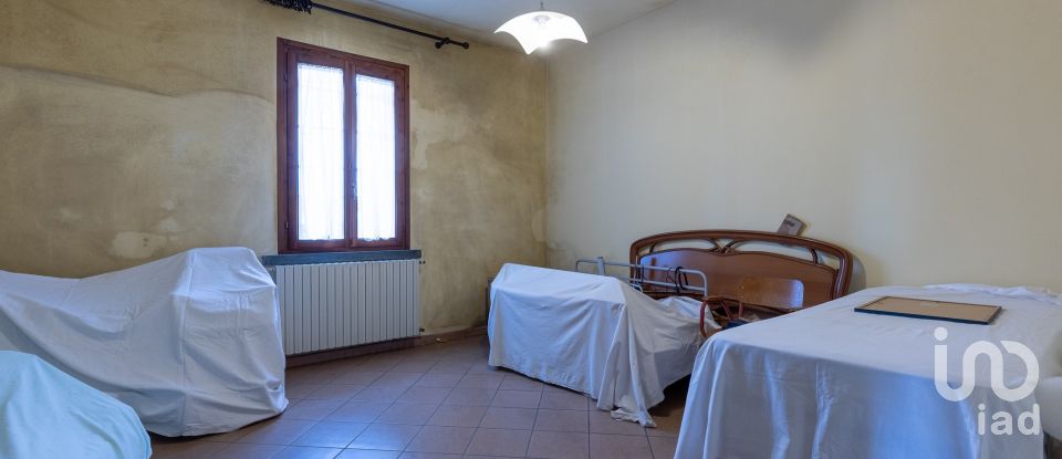 Casa indipendente / Villa 6 locali di 120 m² in Pontedera (56025)