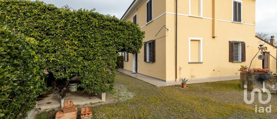 Casa indipendente / Villa 6 locali di 120 m² in Pontedera (56025)