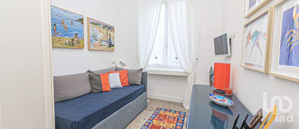 Apartment 15 rooms of 288 m² in Genova (16122)