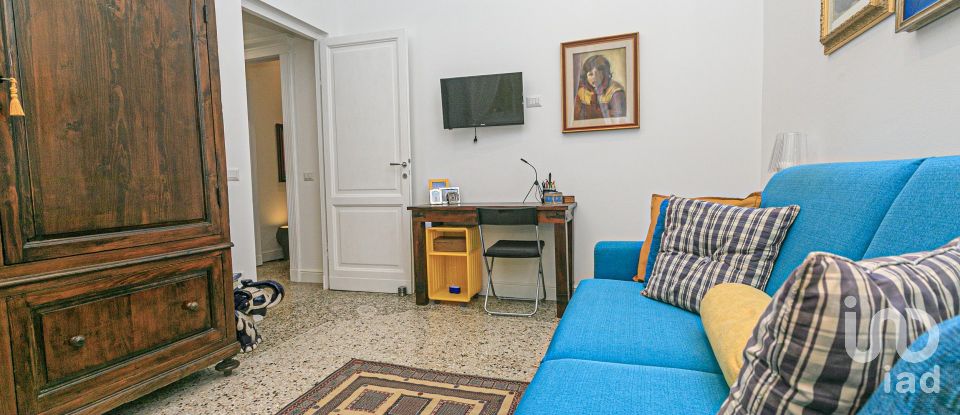 Apartment 15 rooms of 288 m² in Genova (16122)