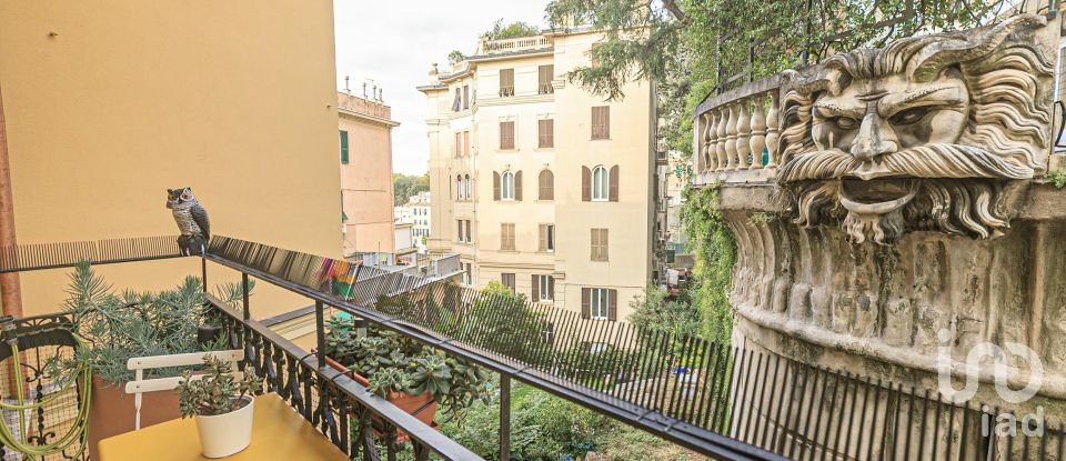 Apartment 15 rooms of 288 m² in Genova (16122)