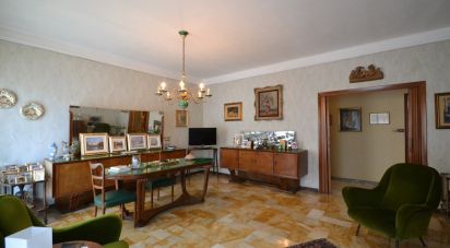 Appartamento 5 locali di 120 m² a Genova (16156)