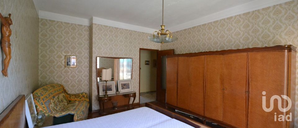 Appartamento 5 locali di 120 m² a Genova (16156)