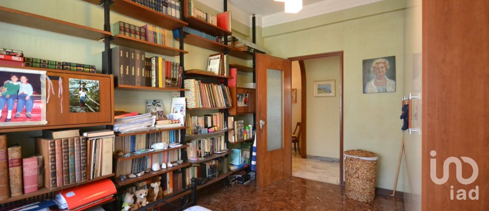 Appartamento 5 locali di 120 m² a Genova (16156)