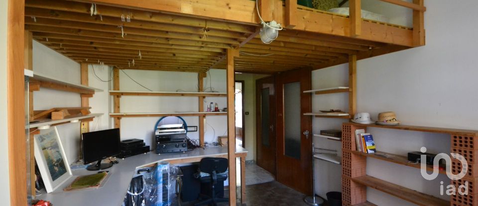 Appartamento 5 locali di 120 m² a Genova (16156)