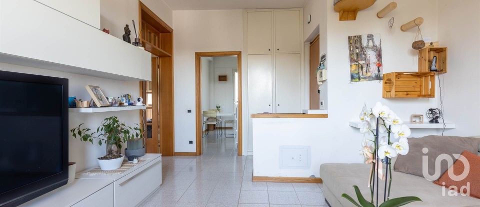 Four-room apartment of 74 m² in Collesalvetti (57014)