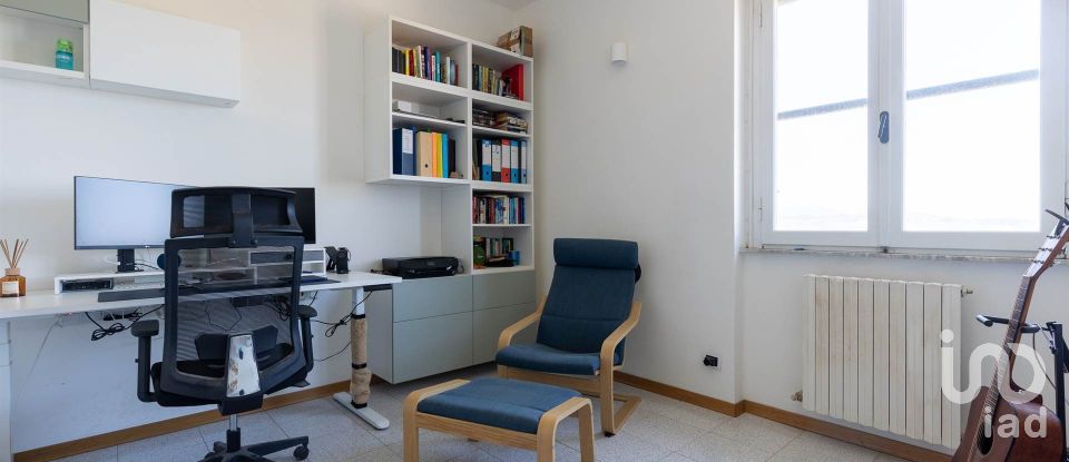 Four-room apartment of 74 m² in Collesalvetti (57014)