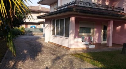 Casa indipendente 10 locali di 230 m² in Grisignano di Zocco (36040)