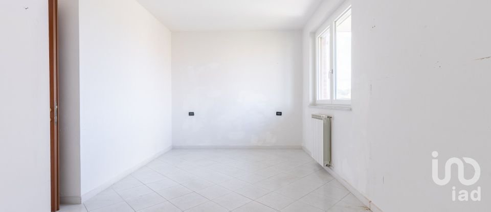 Appartamento 5 locali di 95 m² a Collesalvetti (57014)