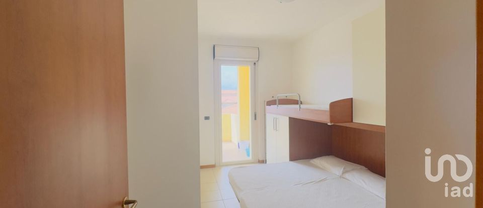 Appartamento 5 locali di 99 m² a Tortoreto (64018)