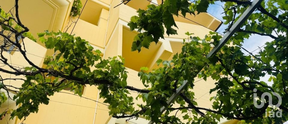 Appartamento 5 locali di 96 m² a Tortoreto (64018)