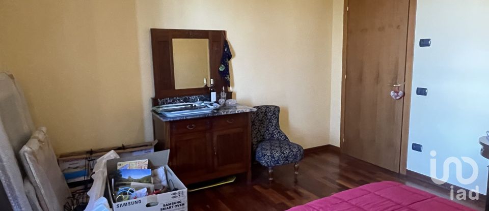 Traditional house 9 rooms of 195 m² in Arezzo (52100)