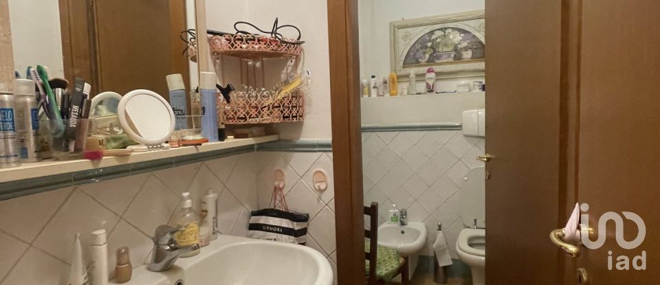 Traditional house 9 rooms of 195 m² in Arezzo (52100)