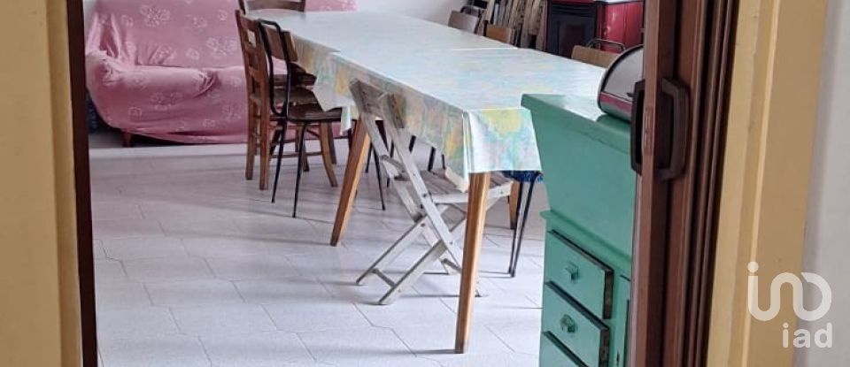 Casa di paese 3 locali di 114 m² in Torricella Sicura (64010)