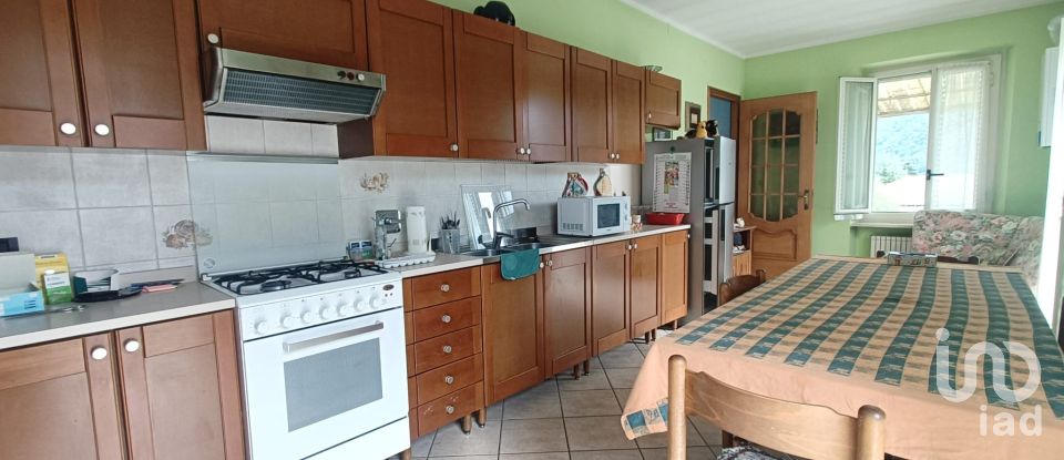 Appartamento 5 locali di 70 m² a Lanzo Torinese (10074)