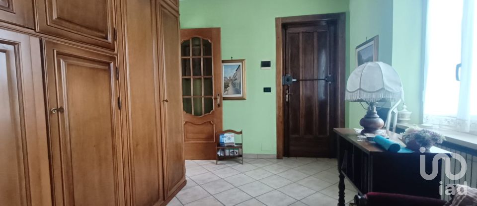 Appartamento 5 locali di 70 m² a Lanzo Torinese (10074)