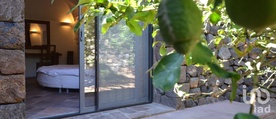 Casale 5 locali di 149 m² in Pantelleria (91017)