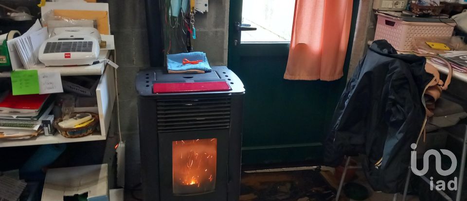 Negozio / locale commerciale di 37 m² in Vado Ligure (17047)