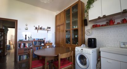 Appartamento 5 locali di 76 m² a Genova (16135)