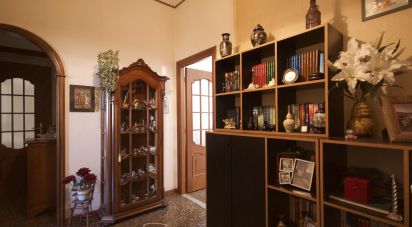 Appartamento 5 locali di 76 m² a Genova (16135)