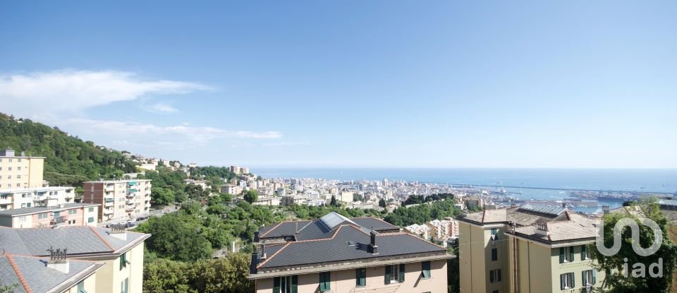 Appartamento 5 locali di 76 m² a Genova (16135)