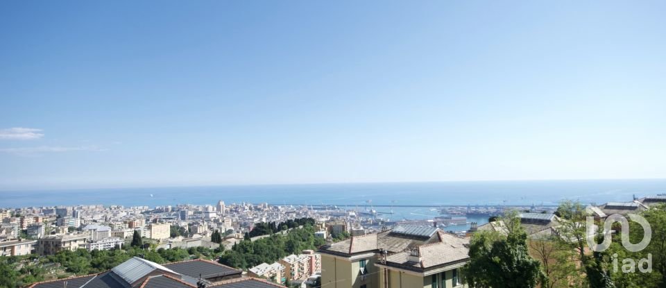Appartamento 5 locali di 76 m² a Genova (16135)