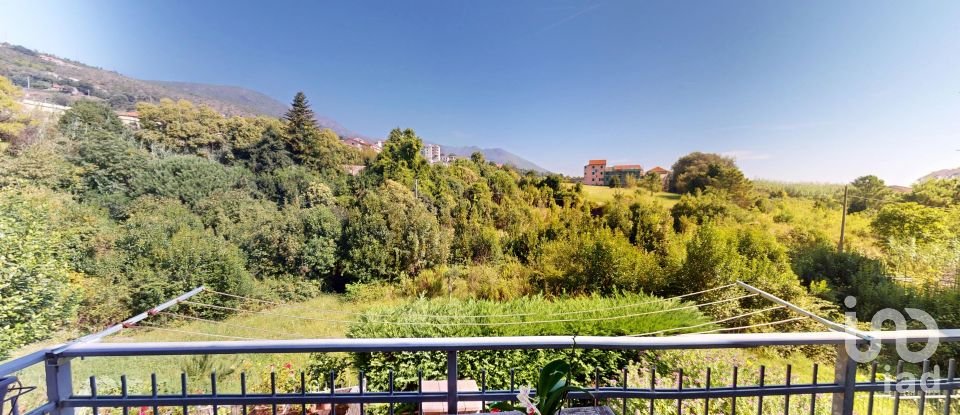 Two-room apartment of 59 m² in Arenzano (16011)