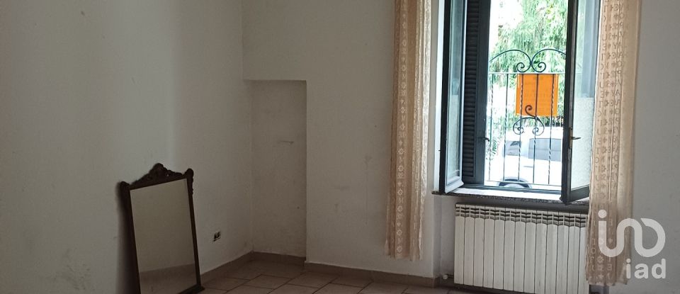 Trilocale di 70 m² a Monza (20900)
