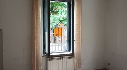 Trilocale di 70 m² a Monza (20900)