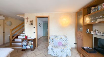 Villa Bifamiliare 6 locali di 170 m² in Villafranca Padovana (35010)