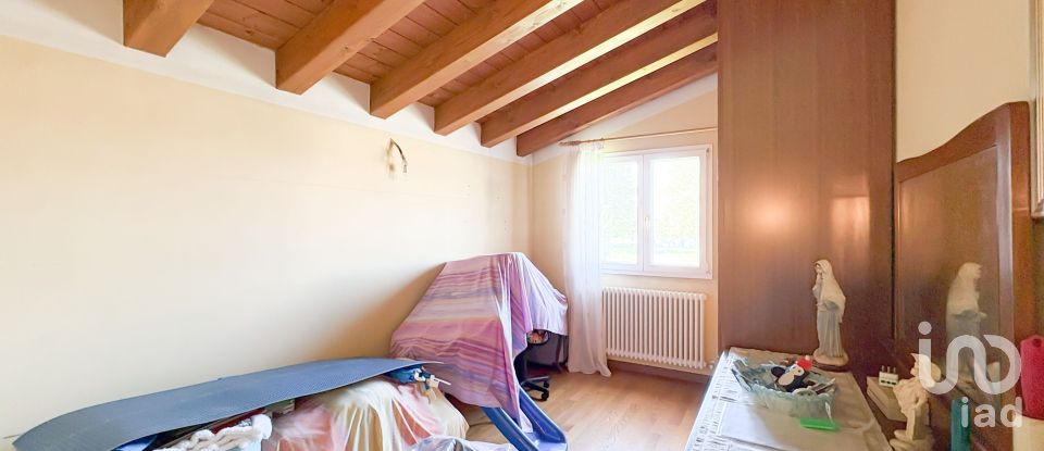 Villa Bifamiliare 6 locali di 170 m² in Villafranca Padovana (35010)