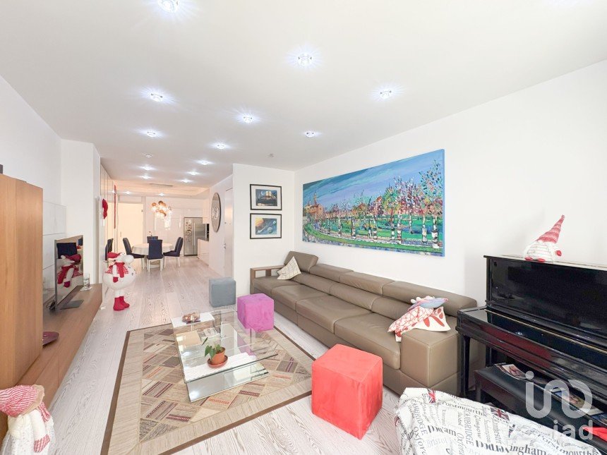 Apartment 6 rooms of 140 m² in Padova (35122)