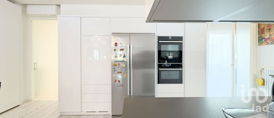 Apartment 6 rooms of 140 m² in Padova (35122)