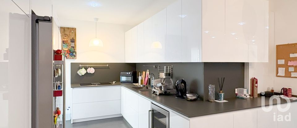 Apartment 6 rooms of 140 m² in Padova (35122)