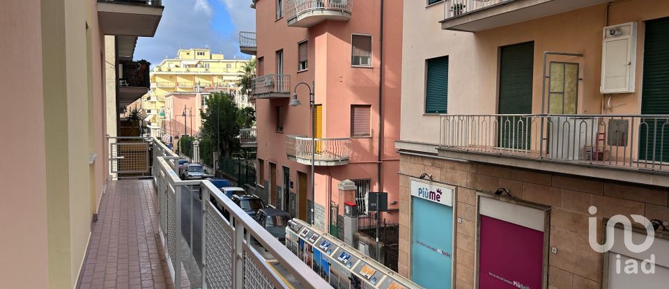 Trilocale di 65 m² a Cogoleto (16016)