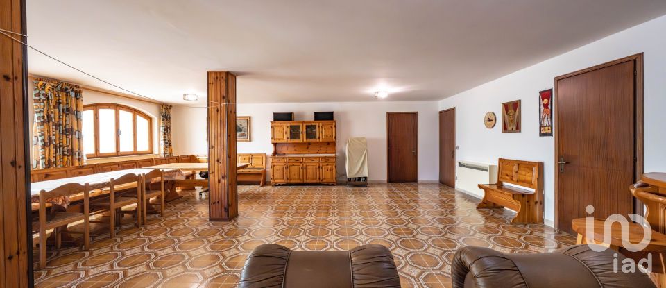 Casa indipendente / Villa 11 locali di 310 m² in Bosco Chiesanuova (37021)