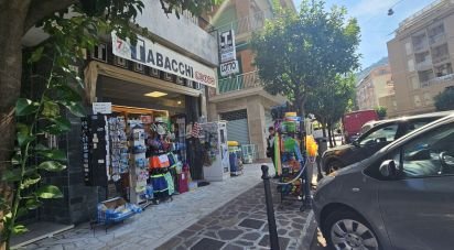 Negozio / locale commerciale di 70 m² in Alassio (17021)