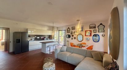 Villa Bifamiliare 13 locali di 289 m² in San Casciano in Val di Pesa (50026)