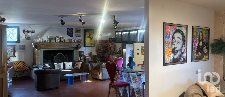 Villa Bifamiliare 13 locali di 289 m² in San Casciano in Val di Pesa (50026)