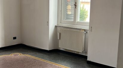 Apartment 5 rooms of 100 m² in Genova (16148)