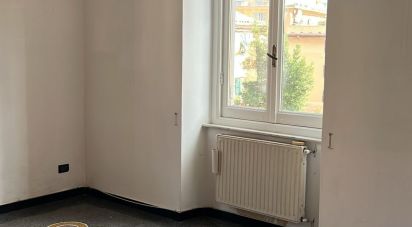 Appartamento 5 locali di 100 m² a Genova (16148)