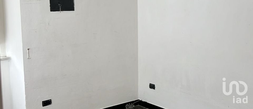 Apartment 5 rooms of 100 m² in Genova (16148)