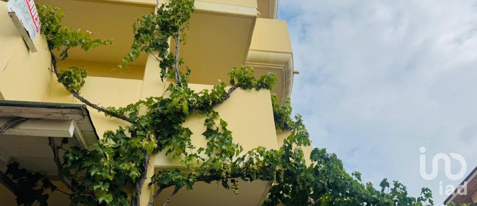 Appartamento 5 locali di 88 m² a Tortoreto (64018)