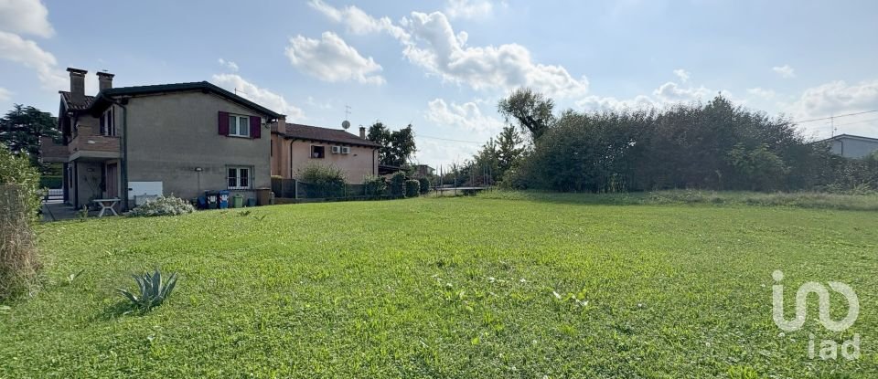Villa Bifamiliare 6 locali di 170 m² in Villafranca Padovana (35010)