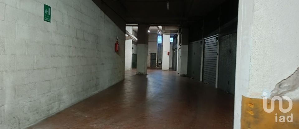 Posto auto di 56 m² in Roma (00179)