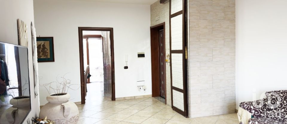 Three-room apartment of 95 m² in Frattamaggiore (80027)