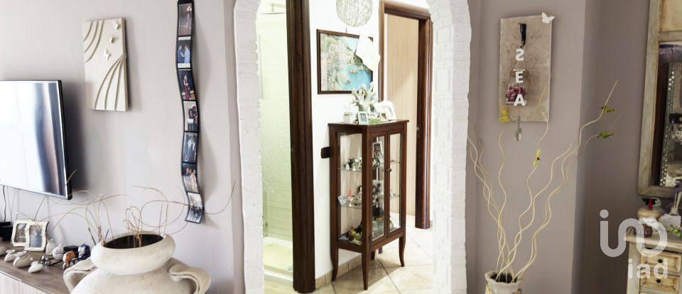 Three-room apartment of 95 m² in Frattamaggiore (80027)