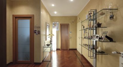Appartamento 5 locali di 125 m² a Firenze (50127)