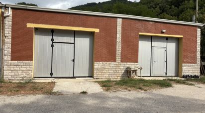 Capannone di 600 m² in Cagli (61043)